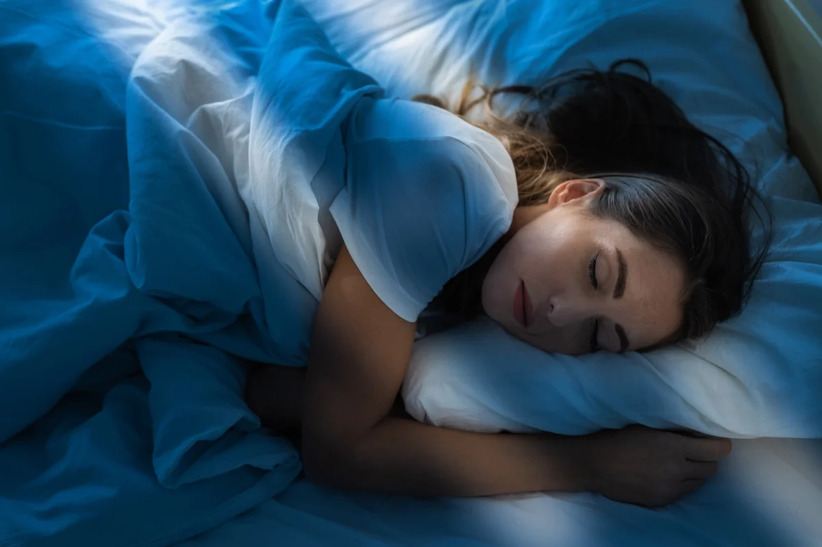 Can't Sleep Due to the Heat? These Tips Can Really Make a Difference Tonight